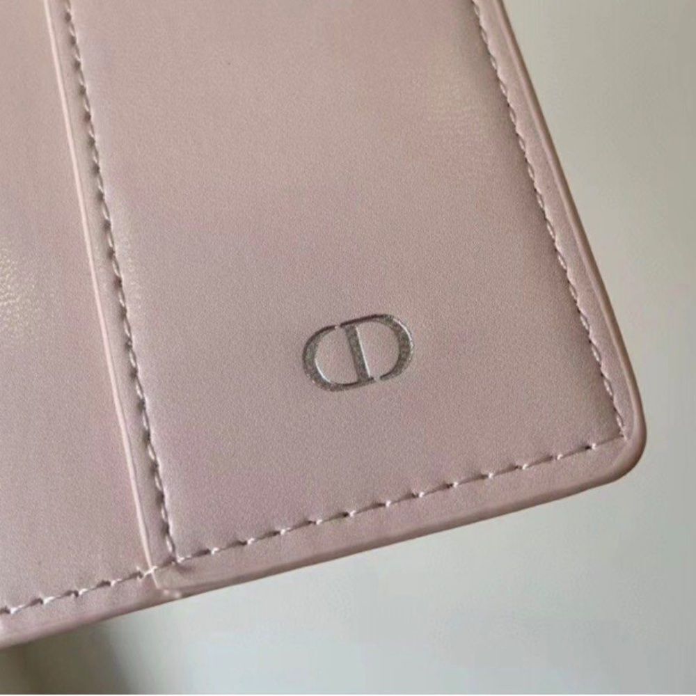 Dior Beauty Passport Holder - Picture 3 of 3